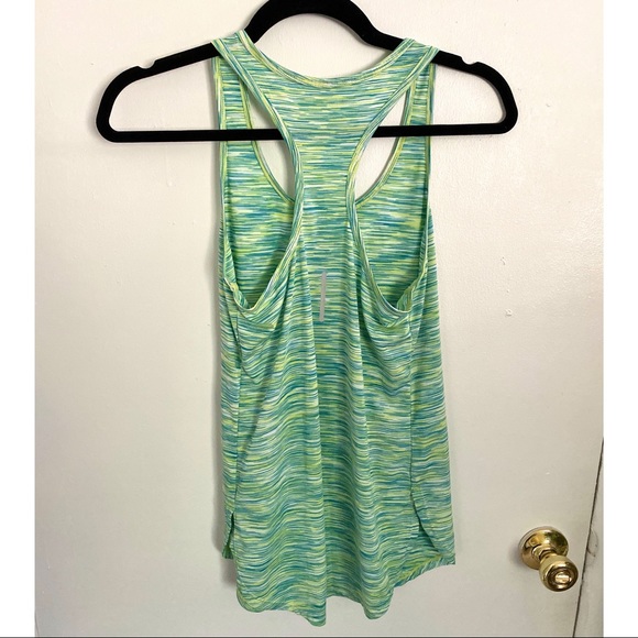 Reebok - Racerback Work Out Top - Picture 3 of 4